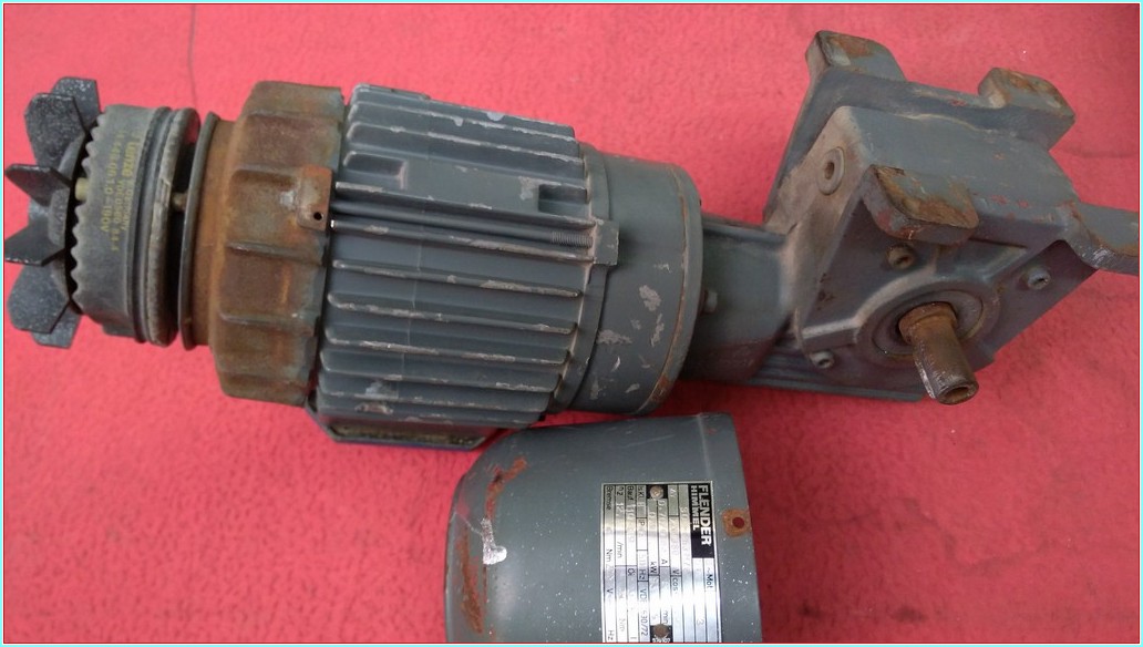 FLENDER HIMMEL S 05-G63 M6-L4 REDİKTÖRLÜ FRENLİ 0,1KW ASENKRON MOTOR