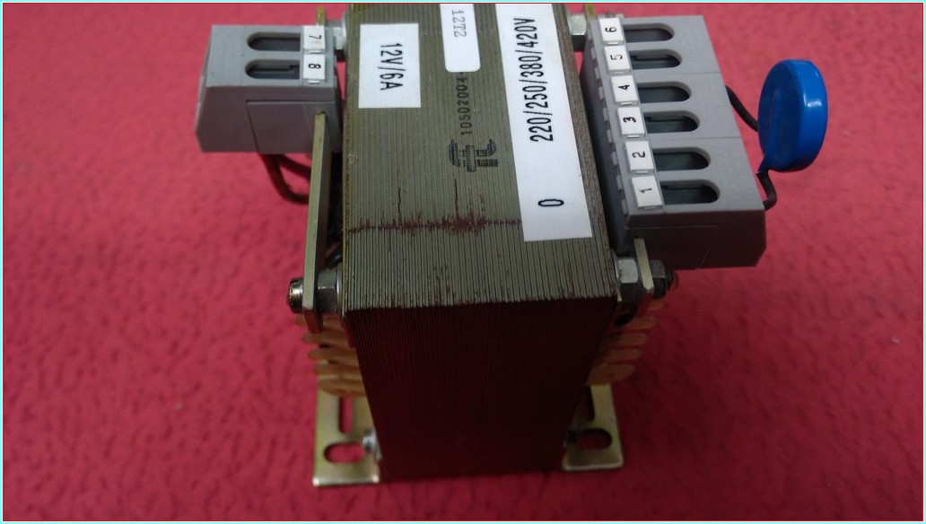 PHOENIX CONTACT 220-380V GİRİŞ ÇIKIŞ 12VAC 6A TRAFO