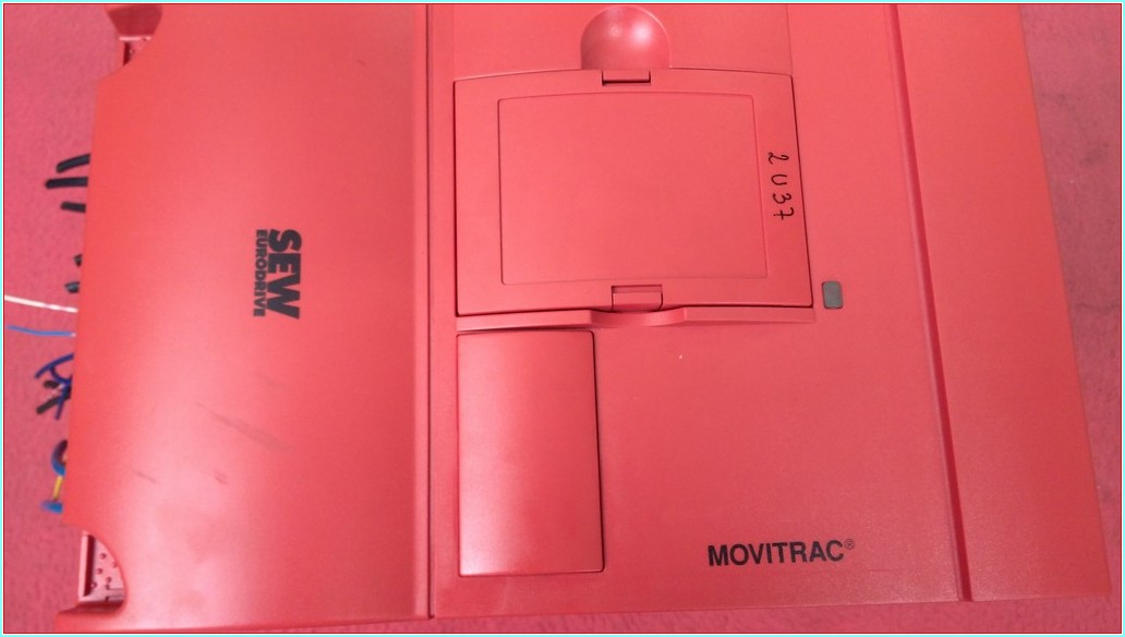 SEW EURODRIVE MOVITRAC 31C110-503-4-00 17KVA FREKANS ÇEVİRİCİ