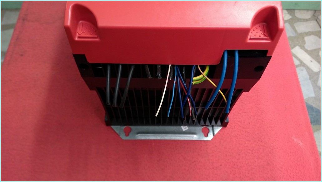 SEW EURODRIVE MOVITRAC 31C110-503-4-00 17KVA FREKANS ÇEVİRİCİ