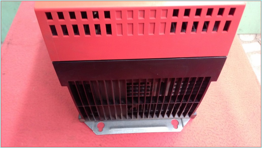 SEW EURODRIVE MOVITRAC 31C110-503-4-00 17KVA FREKANS ÇEVİRİCİ