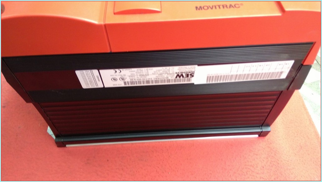 SEW EURODRIVE MOVITRAC 31C110-503-4-00 17KVA FREKANS ÇEVİRİCİ