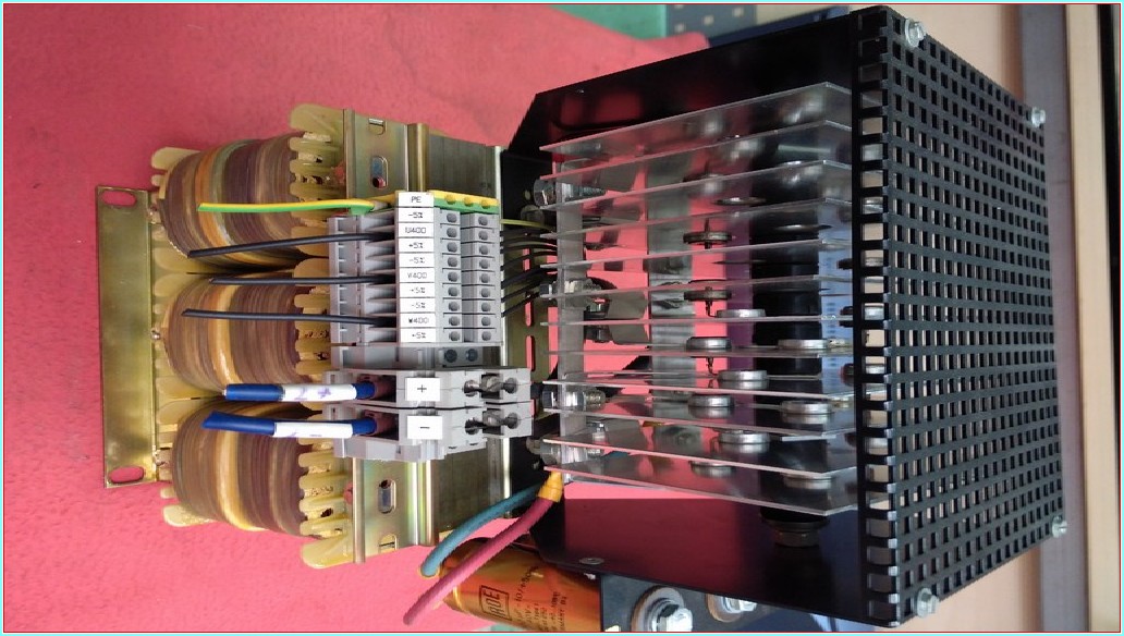 SCHNEİDER NGDL 2460-890408T4 60A HARMONİK FİLTRE