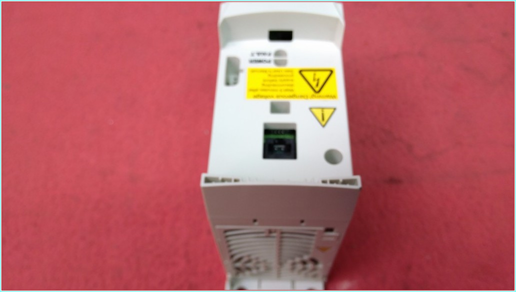 ABB ACS350-01E-02A4-2 0,37KW 2,4A SÜRÜCÜ