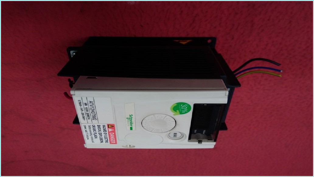 SCHNEİDER ATV12H075M2 0,75KW SÜRÜCÜ INVERTER