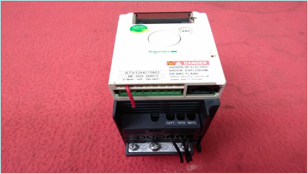SCHNEİDER ATV12H075M2 0,75KW SÜRÜCÜ INVERTER