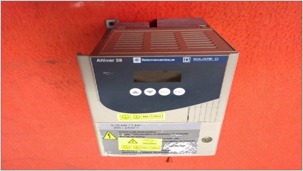 ATV28HU18M2 TELEMECANİQUE 