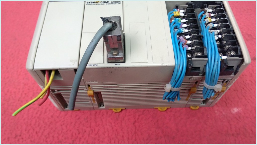 OMRON CQM1-CPU21-E OD214 PA203 POWER TAKIM PLC