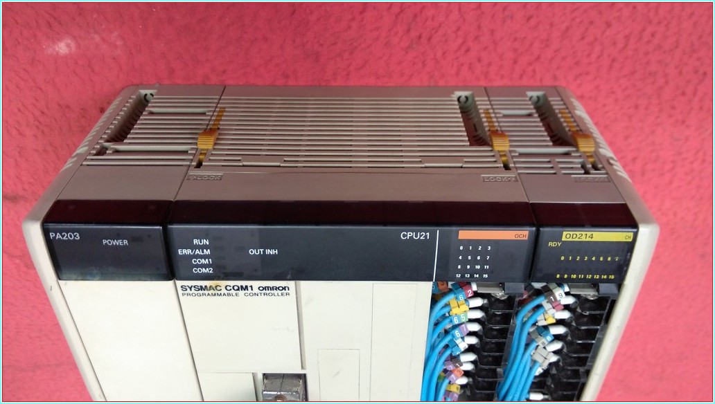 OMRON CQM1-CPU21-E OD214 PA203 POWER TAKIM PLC