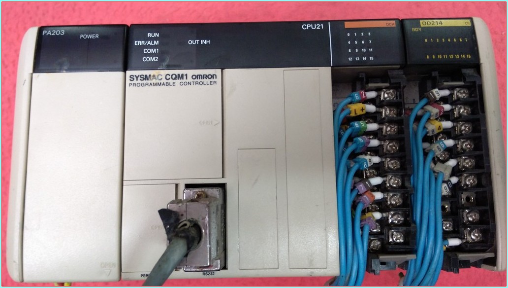 OMRON CQM1-CPU21-E OD214 PA203 POWER TAKIM PLC