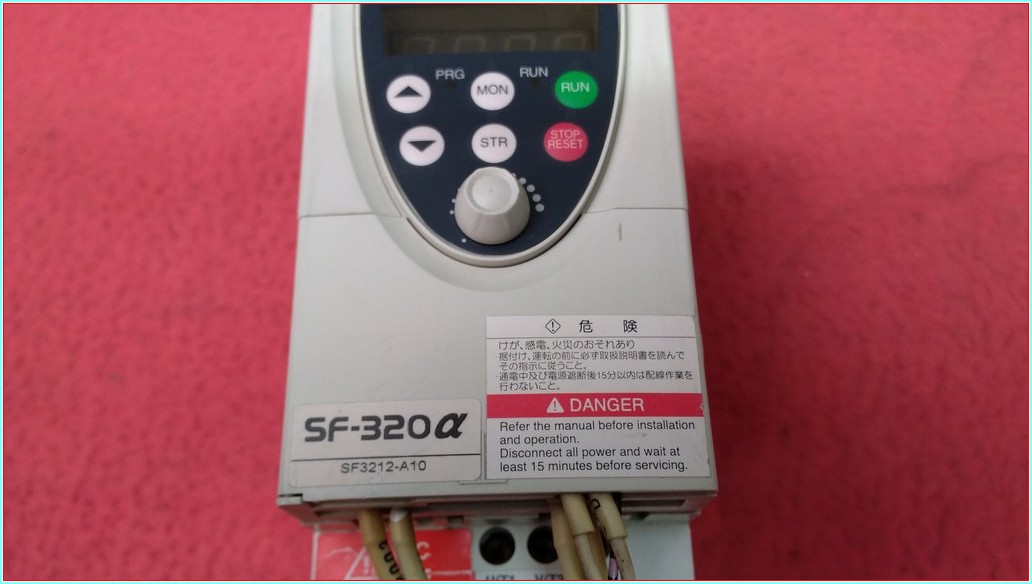 SUMİTOM SF-320A 0,1KW SÜRÜCÜ