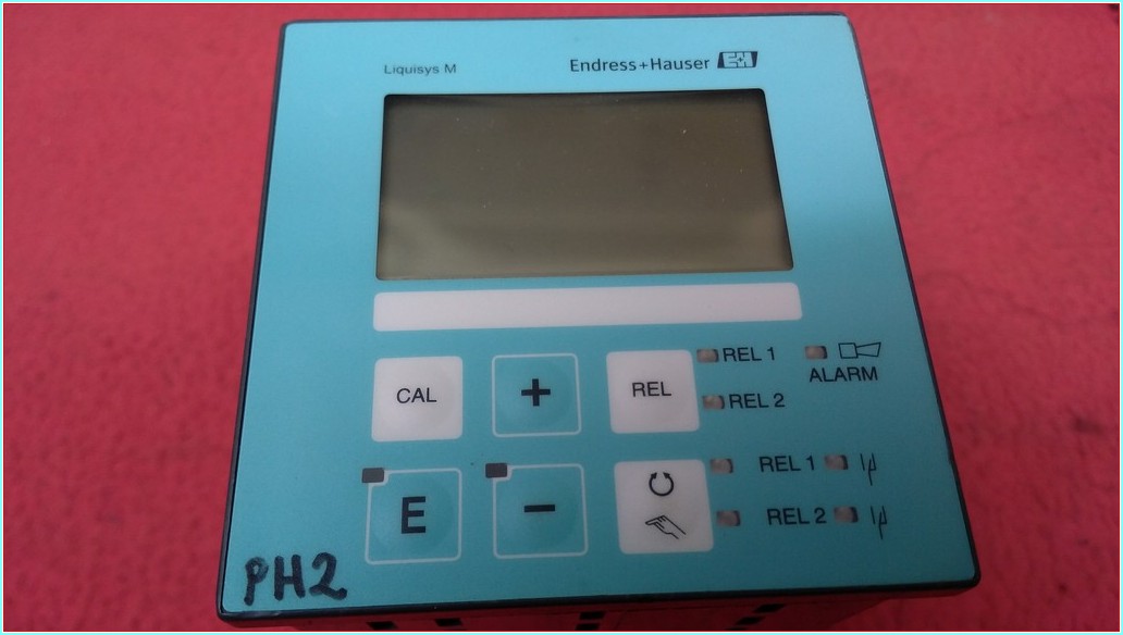 ENDRESS HAUSER LIQUISYS-M CPM223-PR0005 D-70839 ENDÜSTRİYEL AMAÇLI ÖLÇÜ VE KONTROL CİHAZI