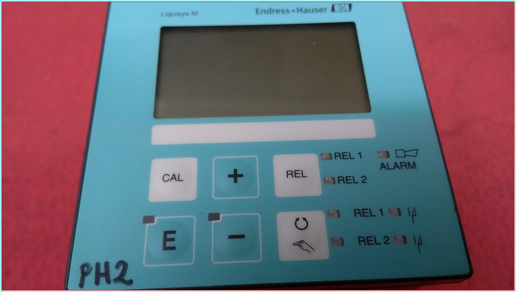 ENDRESS HAUSER LIQUISYS-M CPM223-PR0005 D-70839 ENDÜSTRİYEL AMAÇLI ÖLÇÜ VE KONTROL CİHAZI