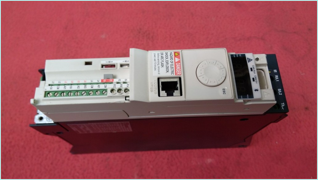 SCHNEİDER ATV32HU22N4 ATV32HU15N4 ATV32HU11N4 ATV32H075N4 2,2KW 3HP SÜRÜCÜ