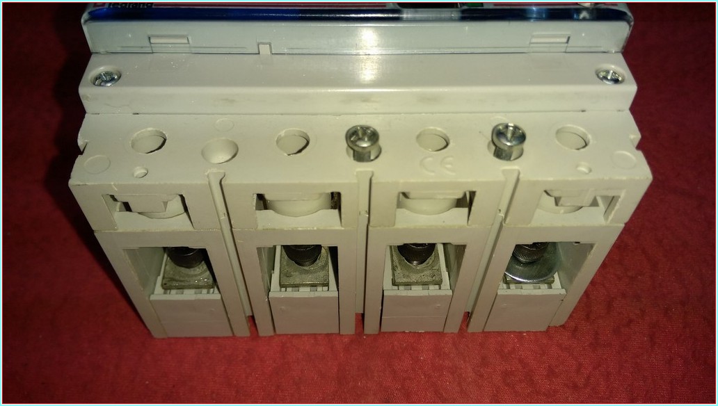 LEGRAND DPX160 100A SIFIR 4 KUTUPLU TMŞ