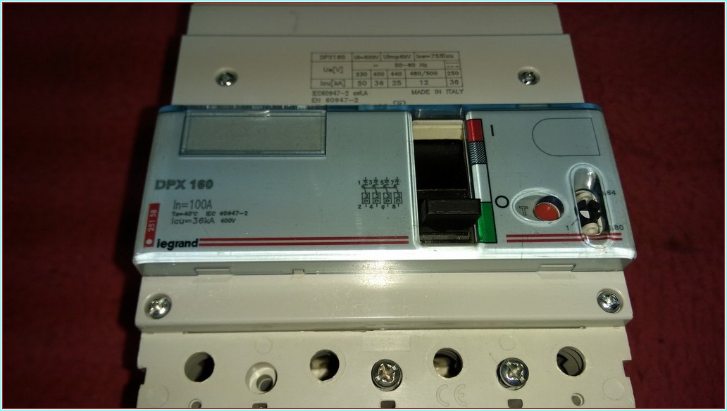 LEGRAND DPX160 100A SIFIR 4 KUTUPLU TMŞ