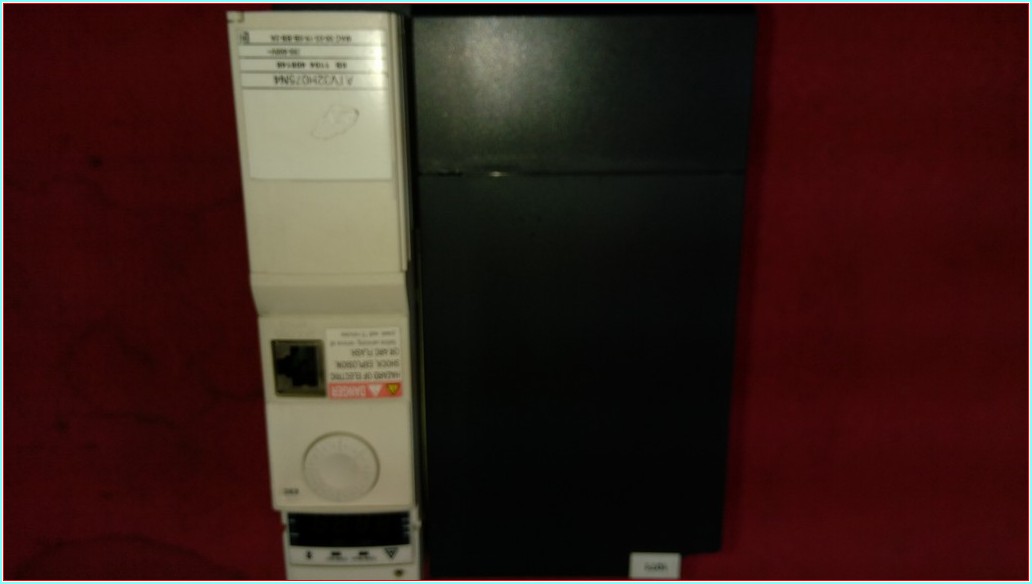SCHNEİDER ATV32HU55N4 5,5KW 7 1/2HP SÜRÜCÜ