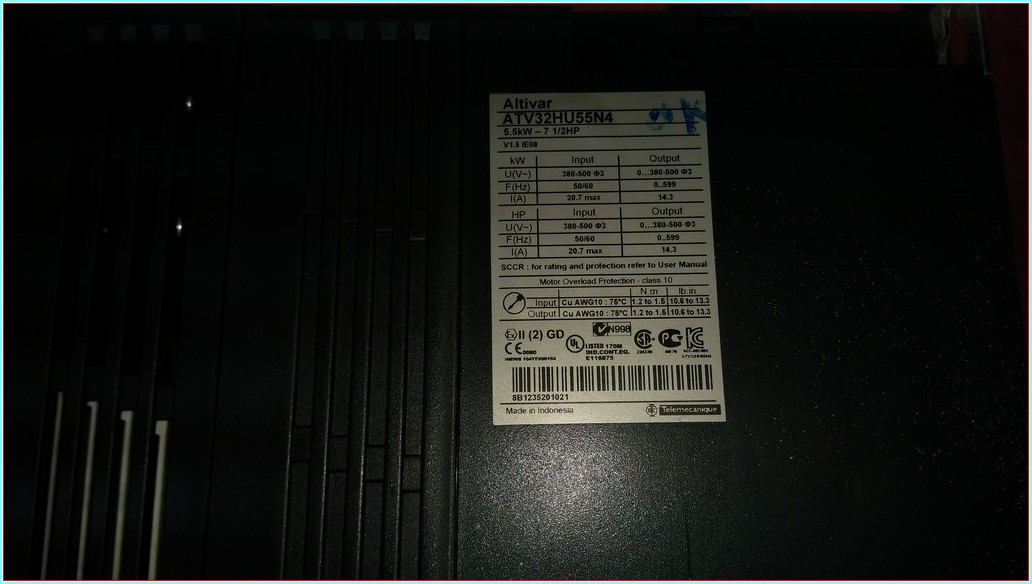 SCHNEİDER ATV32HU55N4 5,5KW 7 1/2HP SÜRÜCÜ