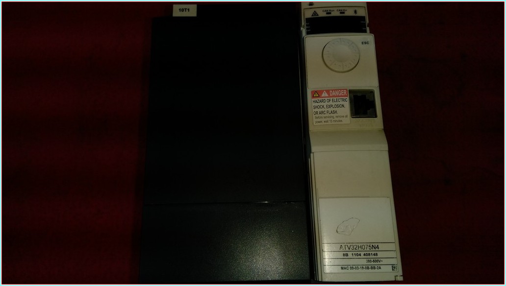 SCHNEİDER ATV32HU55N4 5,5KW 7 1/2HP SÜRÜCÜ