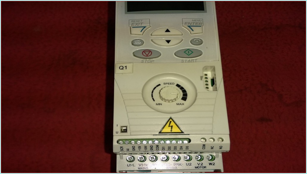 ABB ACS150-03E-07A3-4 3KW 380V 7,3A SÜRÜCÜ