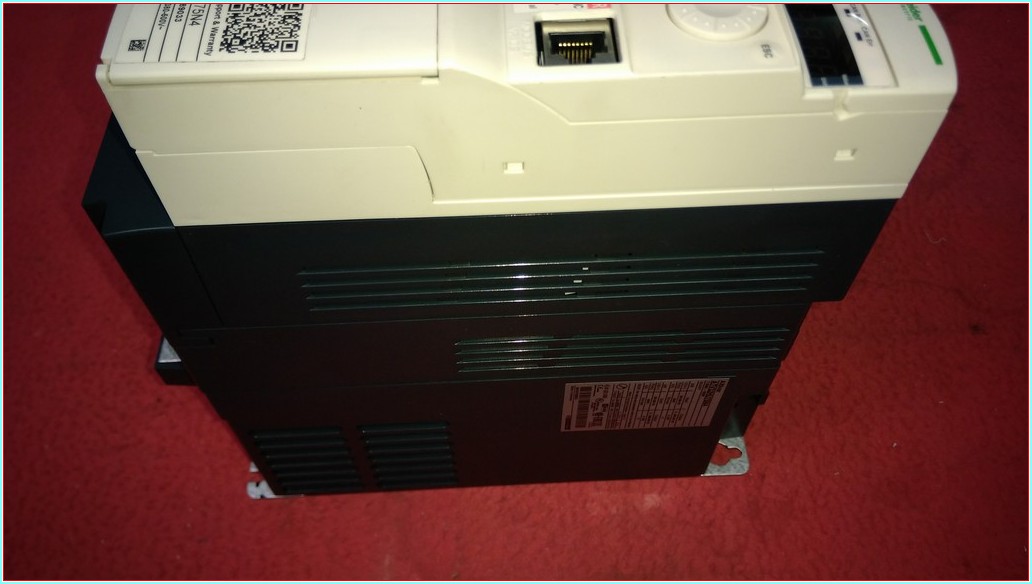 SCHNEİDER ATV32HU75N4 ATV32HU55N4 5.5 KW 7,5KW 10HP ATV32 7,5KW SÜRÜCÜ