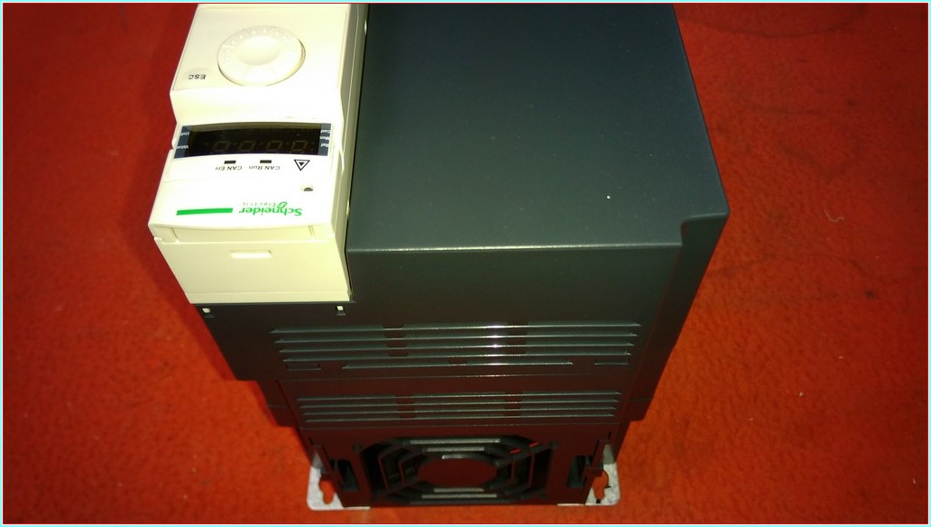 SCHNEİDER ATV32HU75N4 ATV32HU55N4 5.5 KW 7,5KW 10HP ATV32 7,5KW SÜRÜCÜ