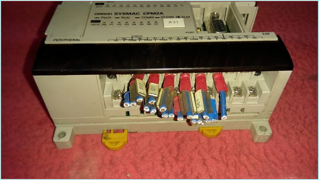 OMRON SYSMAC CPM2A-20CDR-D CPM2A PLC