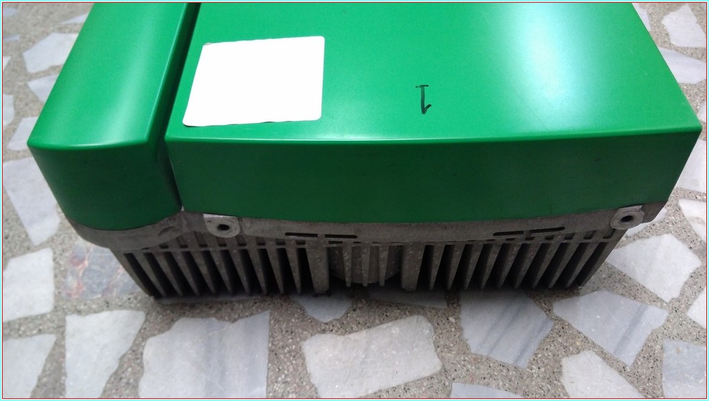 CONTROL TECHNIQUES UNI4402VTC 55 KW 124 A SÜRÜCÜ
