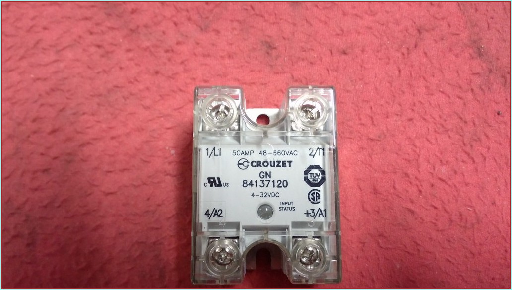 CROUZET GN 84137120 GN84137120 4-32VDC 48-660VAC 50A SIFIR KUTULU KATI HAL RÖLESİ