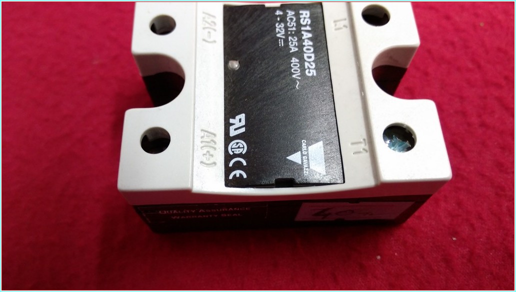 CARLO GAVAZZI RS1A40D25 25A KATI HAL RÖLESİ