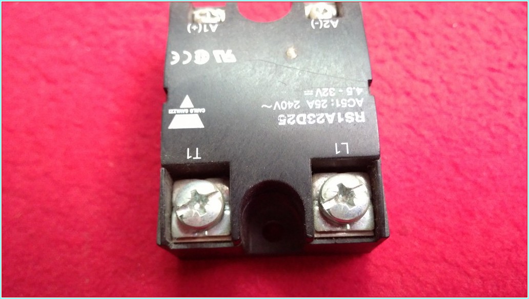 CARLO GAVAZZI RS1A23D25 25A KATI HAL RÖLESİ