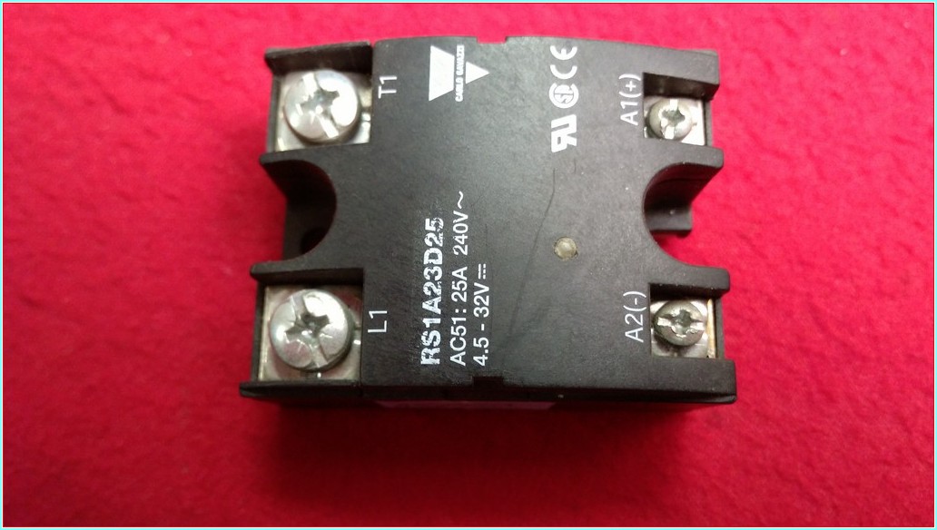 CARLO GAVAZZI RS1A23D25 25A KATI HAL RÖLESİ