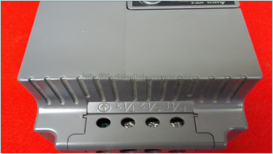 DELTA VFD055E43A 5,5 KW SÜRÜCÜ