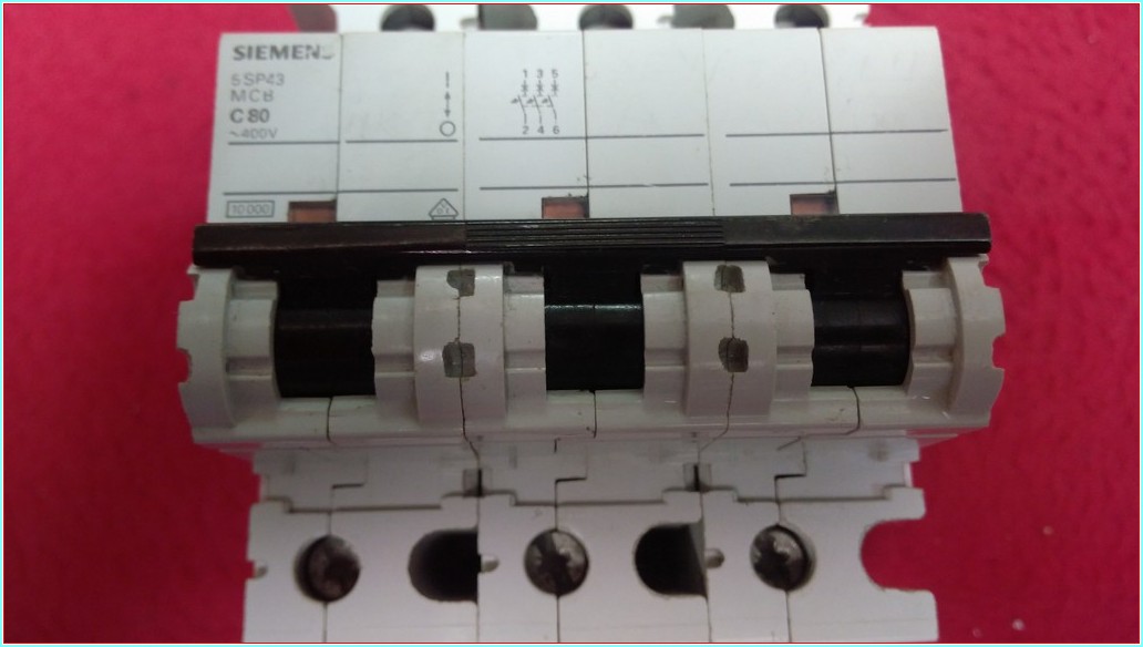 SIEMENS 5SP43 MCB C80 80 A C OTOMAT