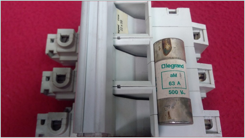 LEGRAND 21604 63 A RAY MONTAJLI SİGORTA TUTACAĞI