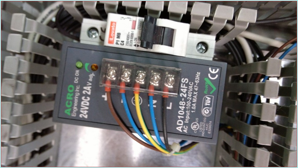 LS XP50-TTE/DC OPERATÖR PANEL XBC-DR30SU PLC XBF-AH04A