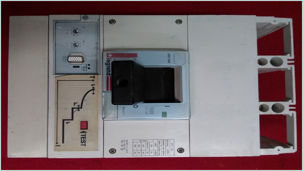 LEGRAND DPX 1600 1600A 3 KUTUPLU TMŞ