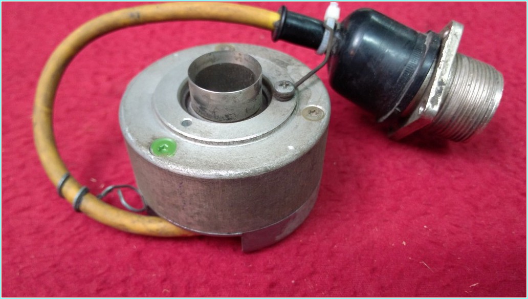 STEGMANN HG 660 ANK 2048 PULS/REV SN 5VU0T0K00N00-000350 VDC 12-30 ENCODER