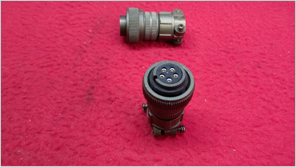 MAOJWEİ 14S-5S YASKAWA 5 PİNLİ ASKERİ TİP SIFIR SEYYAR DİŞİ KONNEKTÖR