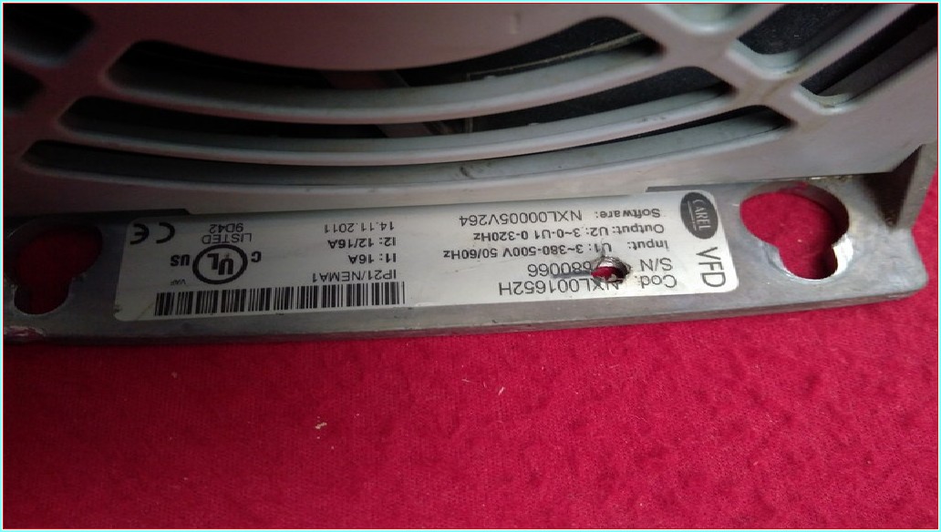 CAREL NXL001652H NXL00005V264 7,5 KW SÜRÜCÜ