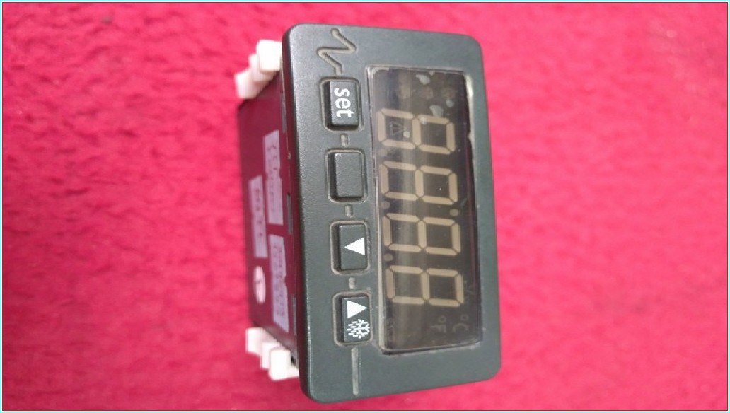 EVCO EVK213N3 DİJİTAL TERMOSTAT