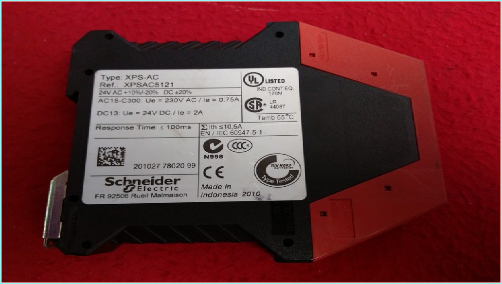 TELEMECANİQUE XPS-AC5121 PREVENTA EMNİYET RÖLESİ 120 USD