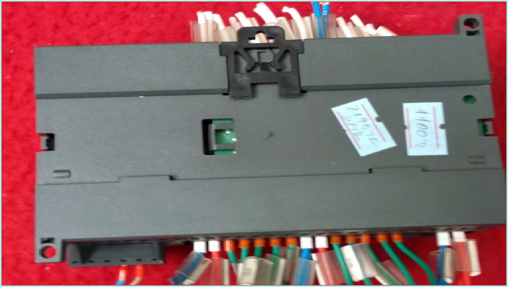 SIEMENS 6ES7 214-2AD23-0XB0 6ES7214-2AD23-0XB0 CPU 224XP DC-DC-DC SIMATIC S7-200 PLC