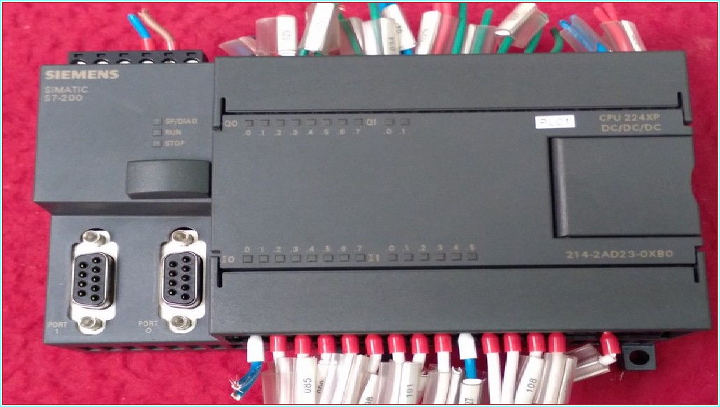 SIEMENS 6ES7 214-2AD23-0XB0 6ES7214-2AD23-0XB0 CPU 224XP DC-DC-DC SIMATIC S7-200 PLC