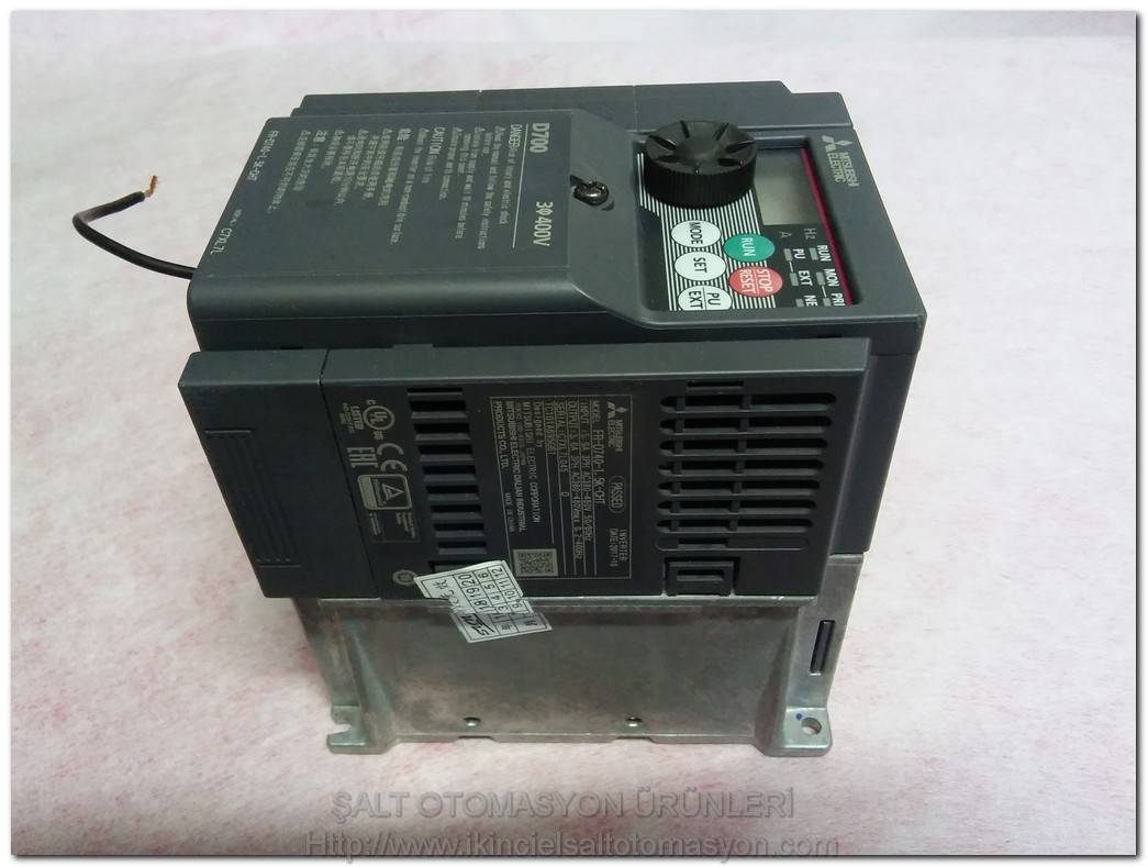 MITSUBISHI FR-D740-1.5K-CHT C7XL7L D700 1,5KW SÜRÜCÜ INVERTER