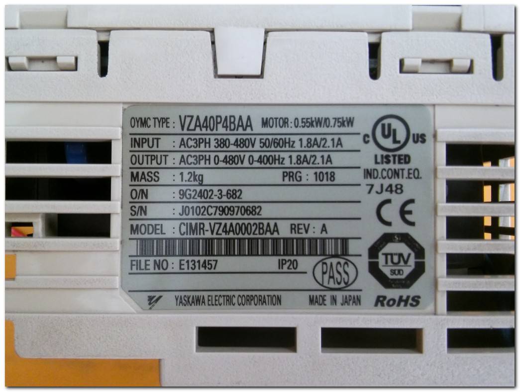 YASKAWA VZA40P4BAA 0,55KW-0,75KW SÜRÜCÜ 0,55 KW - 0,75 KW INVERTER