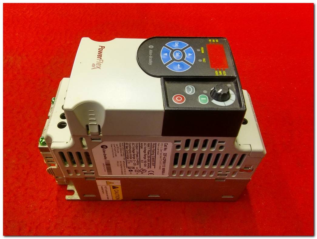 ALLEN-BRADLEY 22F-A2P5N113 SERIES  A POWERFLEX 4M 0,40KW SÜRÜCÜ