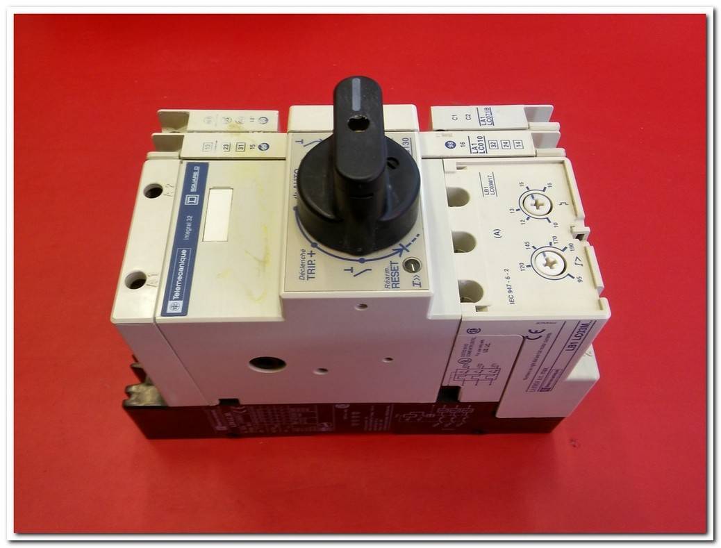 TELEMECANIQUE İNTEGRAL 32 LD4 LC130 LB1 LC03M17 LA1 LC010 LA1 LC071B LB1 LC03M LD4 LC30 LA1 LC071B SQUARE D 32 AMPERE KADAR HEPSİ BİR ARADA MOTOR YOL VERİCİ KOMBİNASYONLARI MOTOR STARTER
