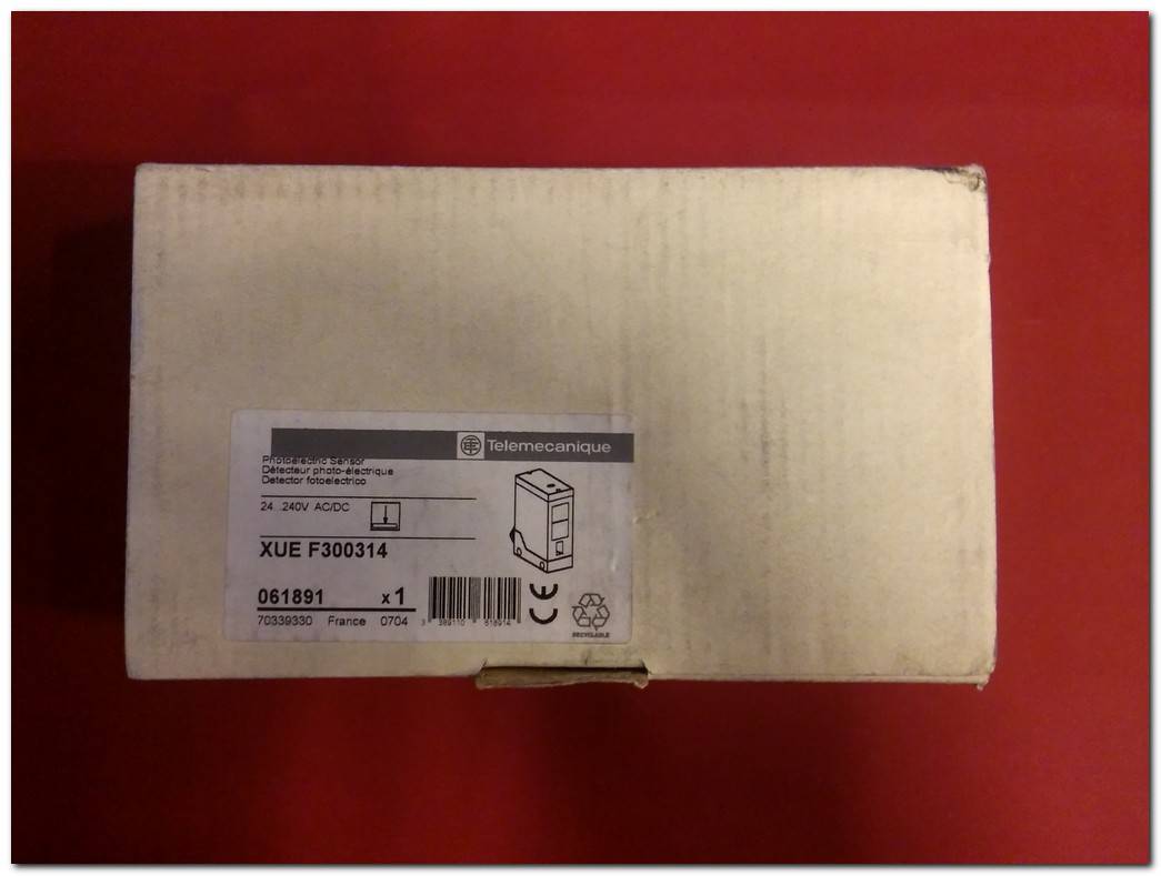 TELEMECANİQUE XUE-F300314 SCHNEİDER SENSÖR FOTO ELEKTRİK DEDEKTÖRÜ 2A 24-240VAC