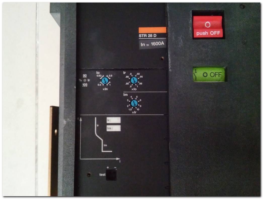 MERLİN GERİN M16 N1 M16 H1 M12 N1 1600A VE 1250A  MOTORLU MASTERPACT STR 28 D STR 38 S M16N1 M16H1 CİRCUİT BREAKER